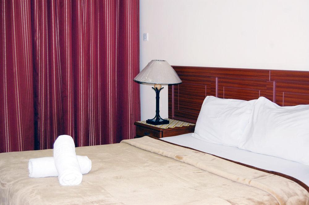 Al Ferdous Hotel Apartments Schardscha Exterior foto