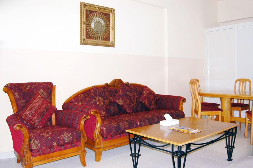 Al Ferdous Hotel Apartments Schardscha Exterior foto