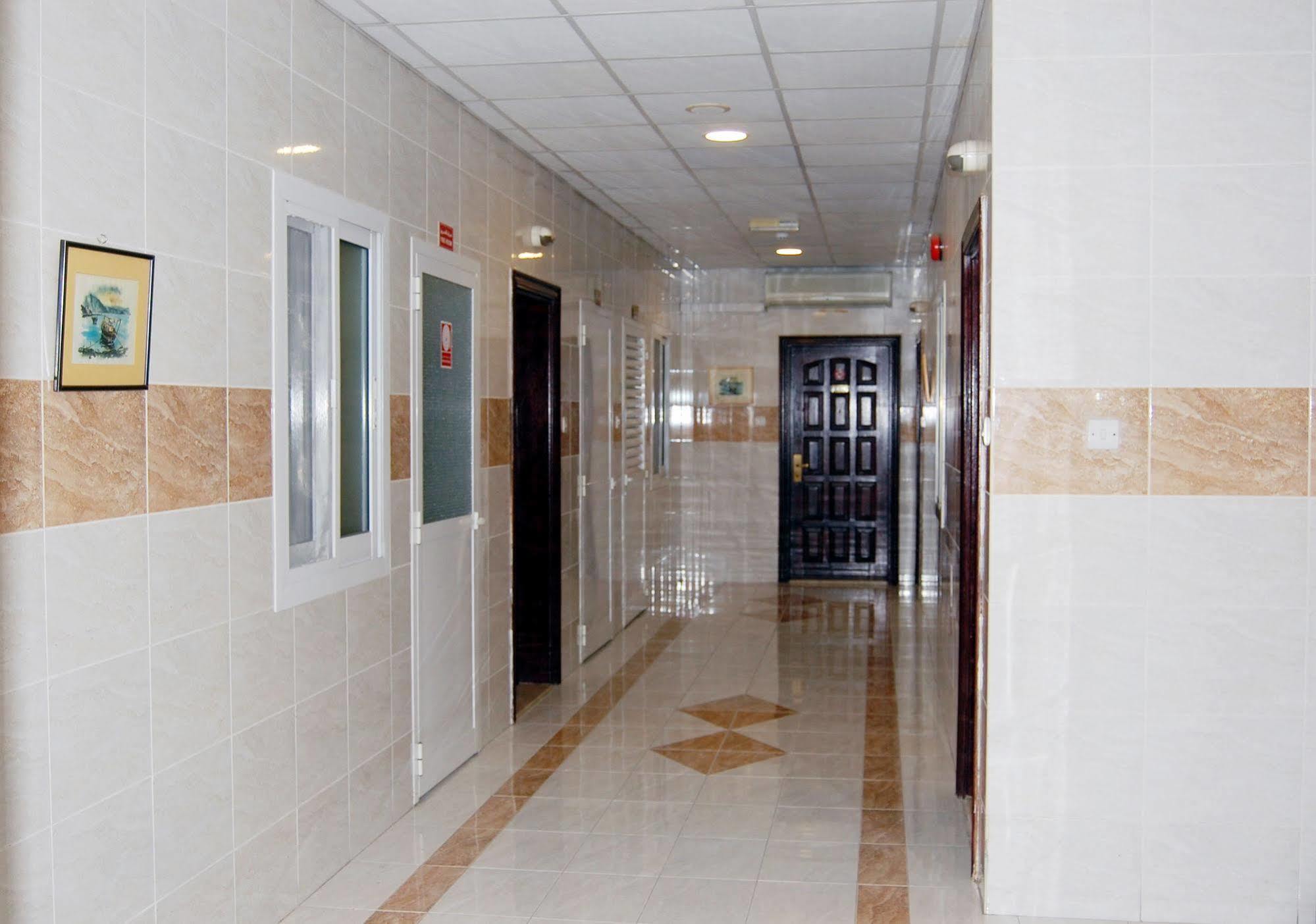 Al Ferdous Hotel Apartments Schardscha Exterior foto